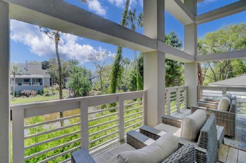 Sandwedge 7 by Wild Dunes, Luxury Home with Resort Amenity Access