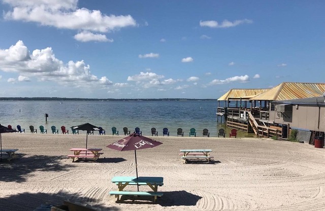 Sandy Toes Cottage @ Lake Weir