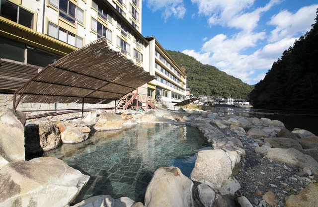 Sansuikan Kawayu Midoriya