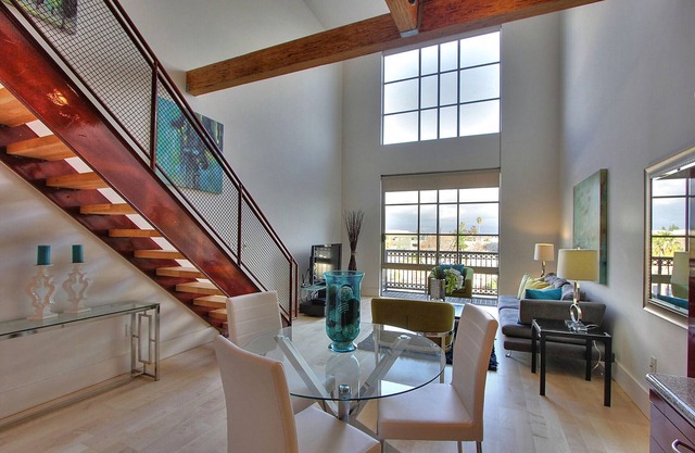 Santana Row Luxury Executive Loft 2BR/1,5BATH