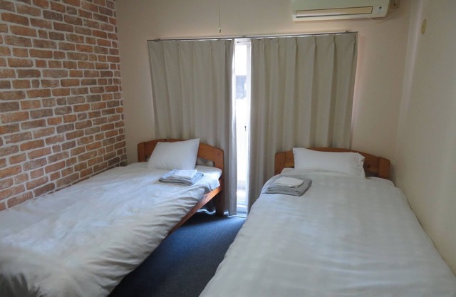 Sanuki City cheap guesthouse Vacation Rentals Twin/Sanuki Kagawa