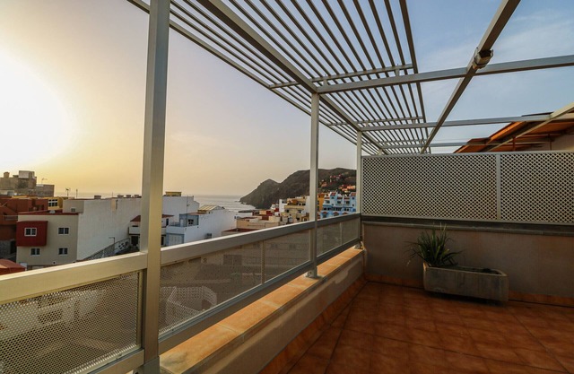 Sardina attic flat pool&solarium