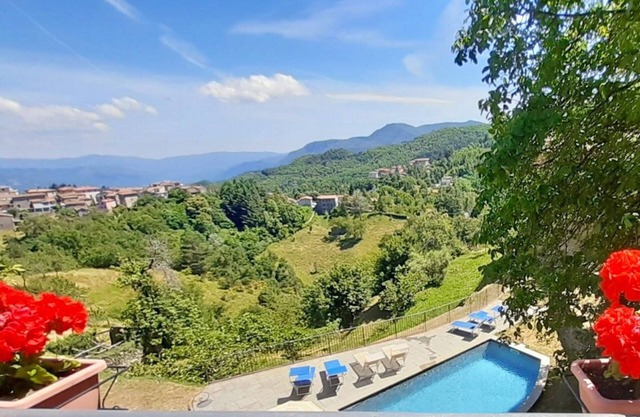 Sassi, private pool, stunning views, walk restaurant