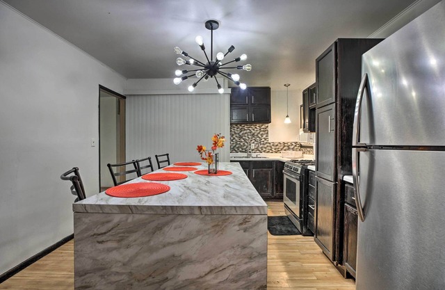 Sauk Village Ranch Home w/Yard + Fireplace!