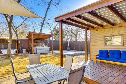 Sauna, Hot Tub and Cold Plunge Oklahoma City Home!