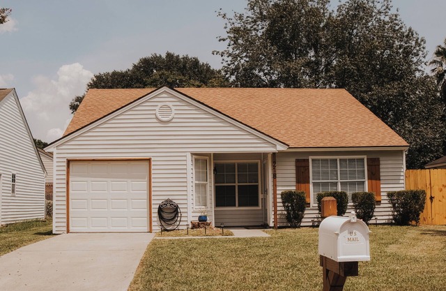 Savannah Oasis 10min to Beach + Historic Downtown