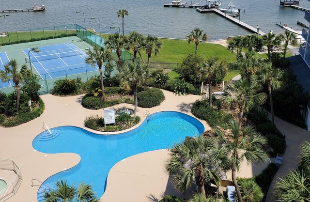 SAVE! Book now for Spring! Book 7 nights or more & save 25% in April and May!