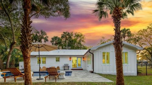 Sawyer by AvantStay Stunning Isle Of Palms Home w Pool