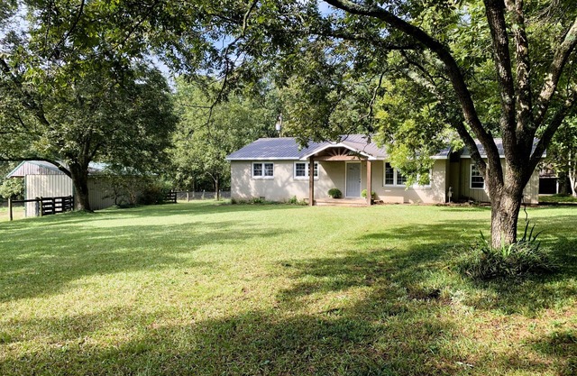 SC Farmstead Cottage with modern amenities and farm views