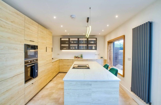 Scandinavian style retreat/Pass The Keys