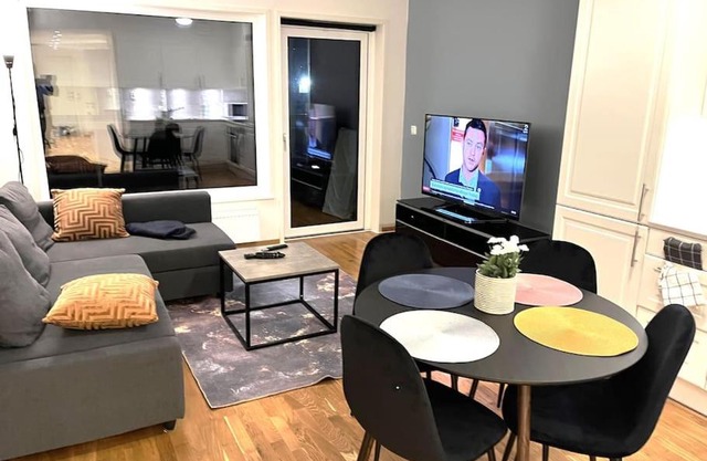 Scandpoint Apartment Lillestrom -Cosy 3 rooms flat with Parking, EV Charger 18 min from Airport