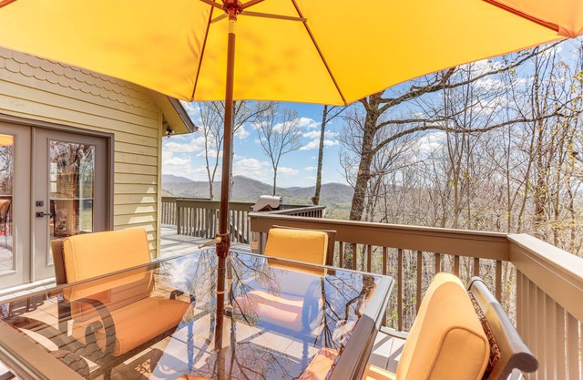 Scenic Murphy Cabin ~ 16 Mi to Blue Ridge