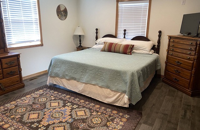 Scenic Riverways Retreat - Perfect for Families and Groups