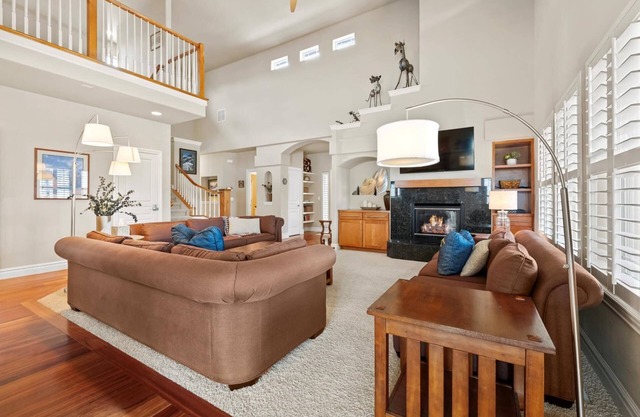 Scenic Serenity in Immaculate Custom Home with Breathtaking Mountain Views | Community Pool & Gym!