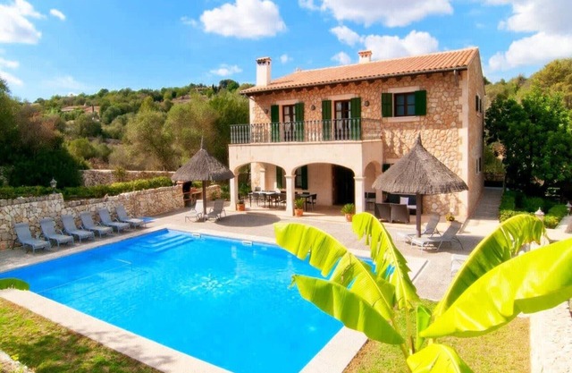 Scenic villa near Petra Town