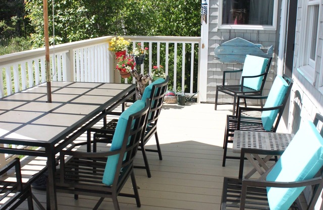 Sea Breezes is an elegant waterfront house