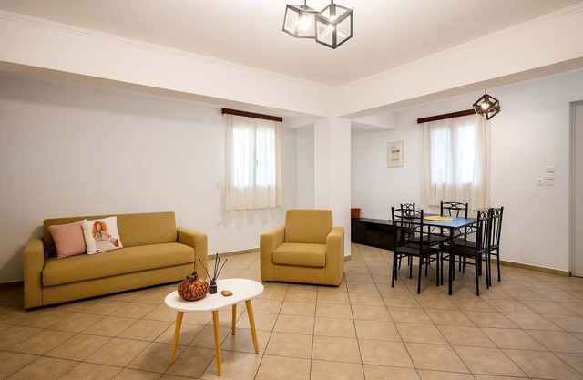 Sea & Mountain Horizon by Myrto