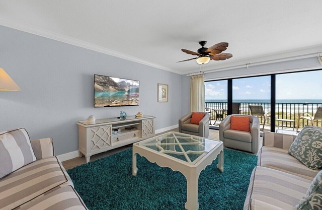 Sea Oats 155 - Elevators - Tennis - Pool - Gulf Front - Sleeps 6