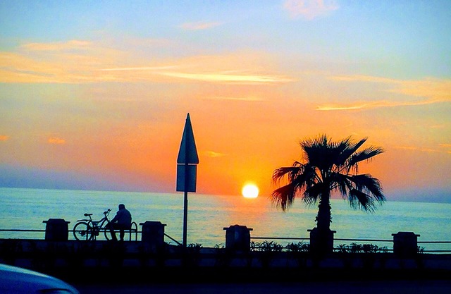Sea view apartment. At the beach. Alanya / Kestel ... 1 bedroom, 1 living room.