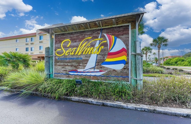 Sea Winds 40 - Oceanfront, Beachfront, 3 Bedrooms, Pool, Hot Tub,