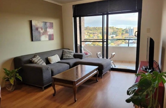 Seabreeze Sunsets Apartment sleeps 4 in Mosman Park near river beach Freo trains