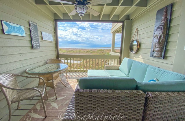 Seabrook Exclusives | 1375 Pelican Watch