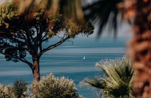Seafront Stone Villa With Private Infinity Swimming Pool And Big Garden
