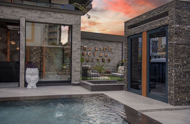 Sealife Royal Suites