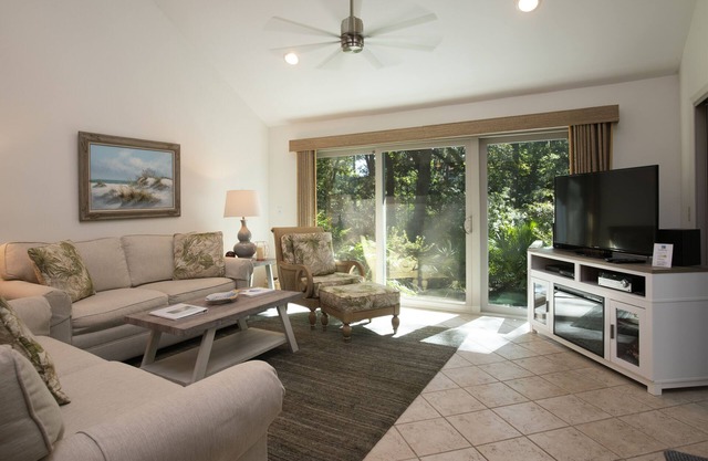 SeaPines, Walk to the Beach Club, Updated, Pet friendly