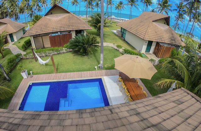 SEASIDE BUNGALOW = 3 BEDROOMS. FURNISHED.