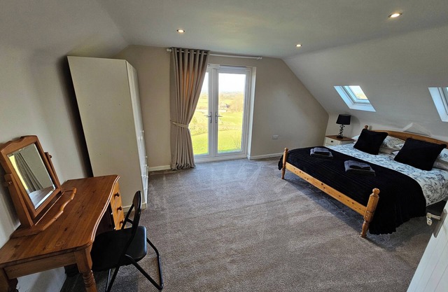 Seaside Escape at Ty Bugail - Holyhead