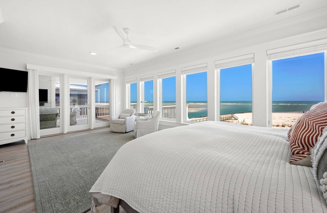 Seaside Serenity Oceanfront Luxury with Pool