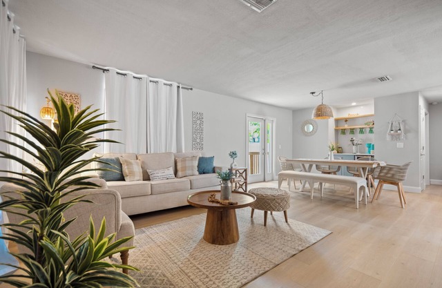 Seaside Serenity 2bed 2bath