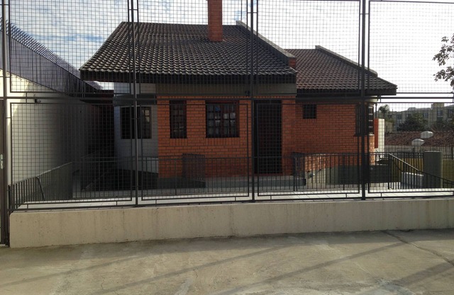 SEASON HOUSE IN CURITIBA - near Arena and Clube Curitibano