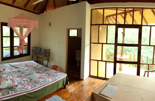 Seasons Four Mini Jungle Cabana