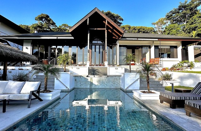 Secluded Paradise Luxe Jungle Villa