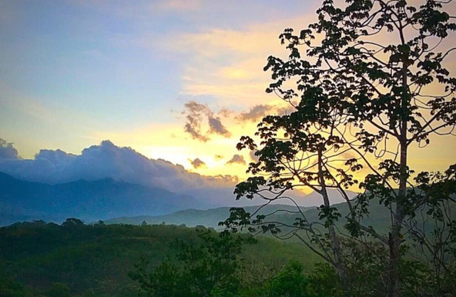 Secluded Riverfront Home - Boquete area with Pool