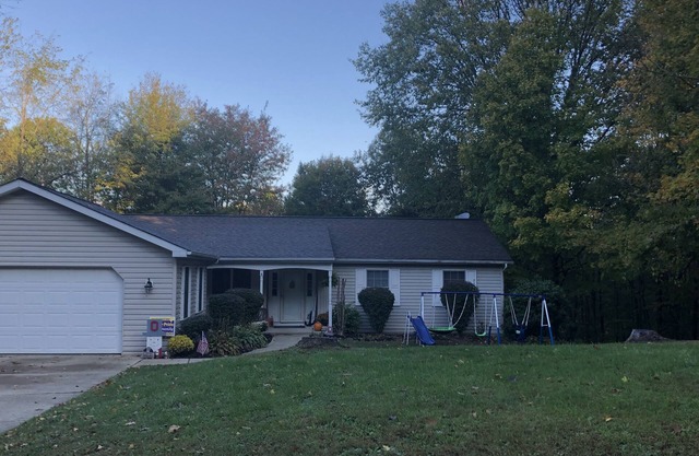 Secluded Secondary Cottage that Sleeps 8 Room for More with air mattresses