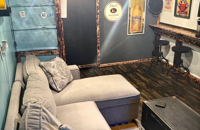 Secondary Suite - Private area in basement w/living room and kitchenette