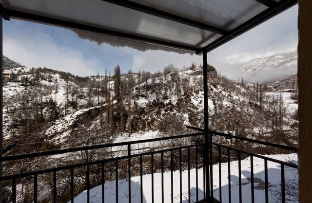 SEIRA1 - Apartment at Seira, Benasque Valley