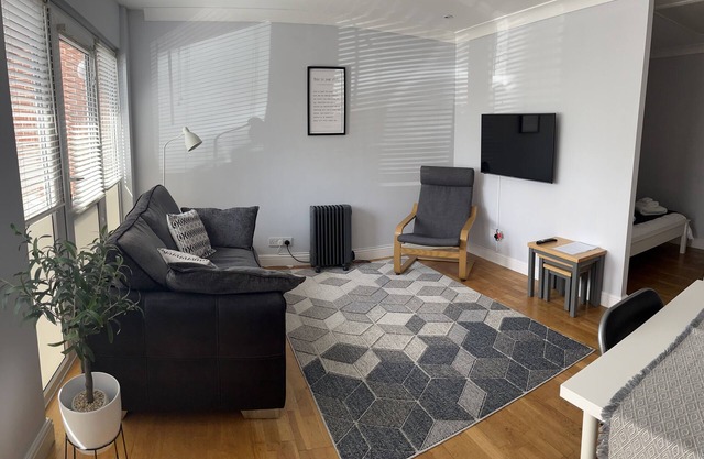 Self contained flexible annex in Colchester