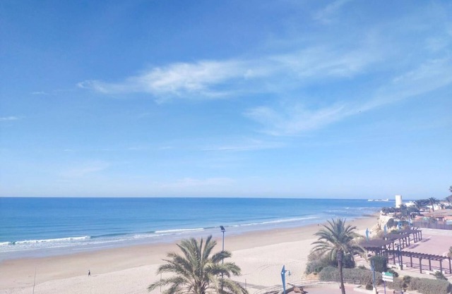 Semi detached house with pool