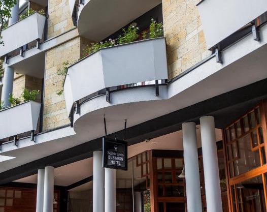 Semiramis Business Hotel