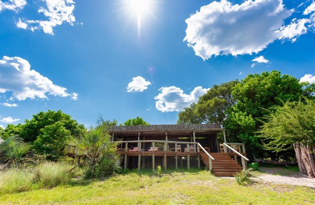 Semowi Lodge