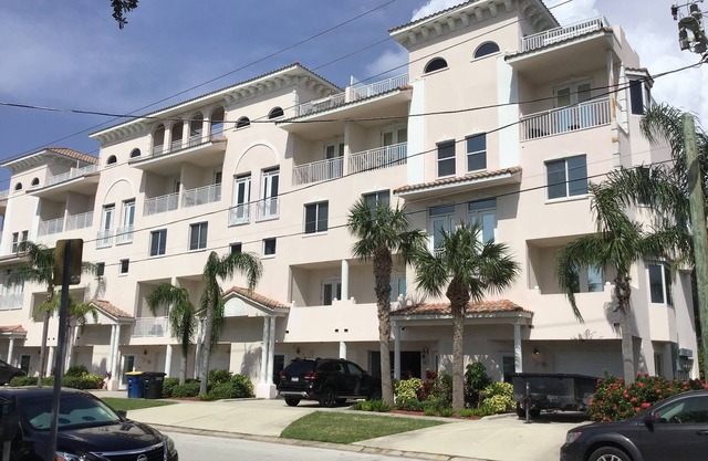 Sept & Oct Rates REDUCEDnClose to BeachnHot Tub & Elevator