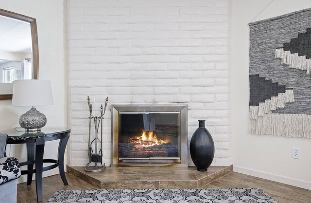 Sequoia House ~ 1 Mile from Park Entrance!