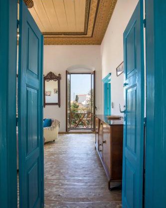 Serena Traditional Suite