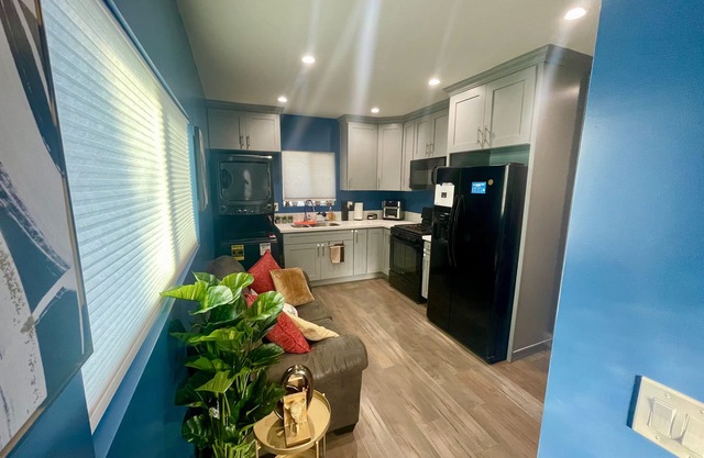 Serene and Pure Haven w/state of the art Decor and Amenities