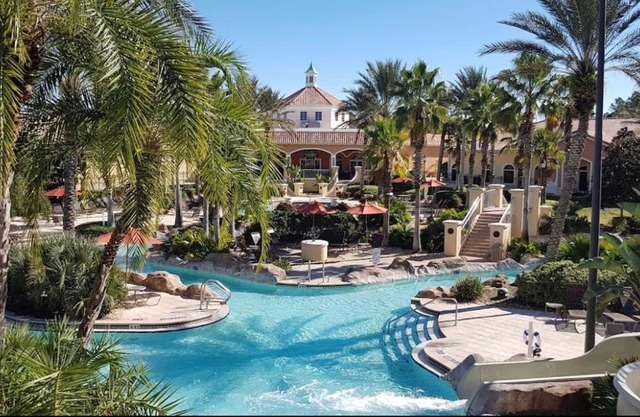 Serene family friendly townhouse in the wonderful Regal Palms