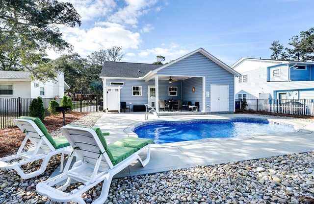 Serene Oak Island Home w/Private Saltwater Pool!